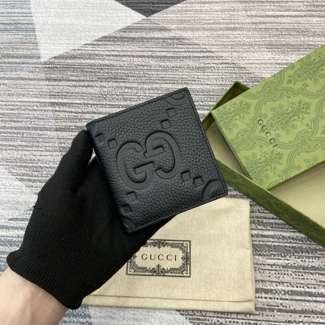 Gucci スーパーダブルG 黒 スタイル816956