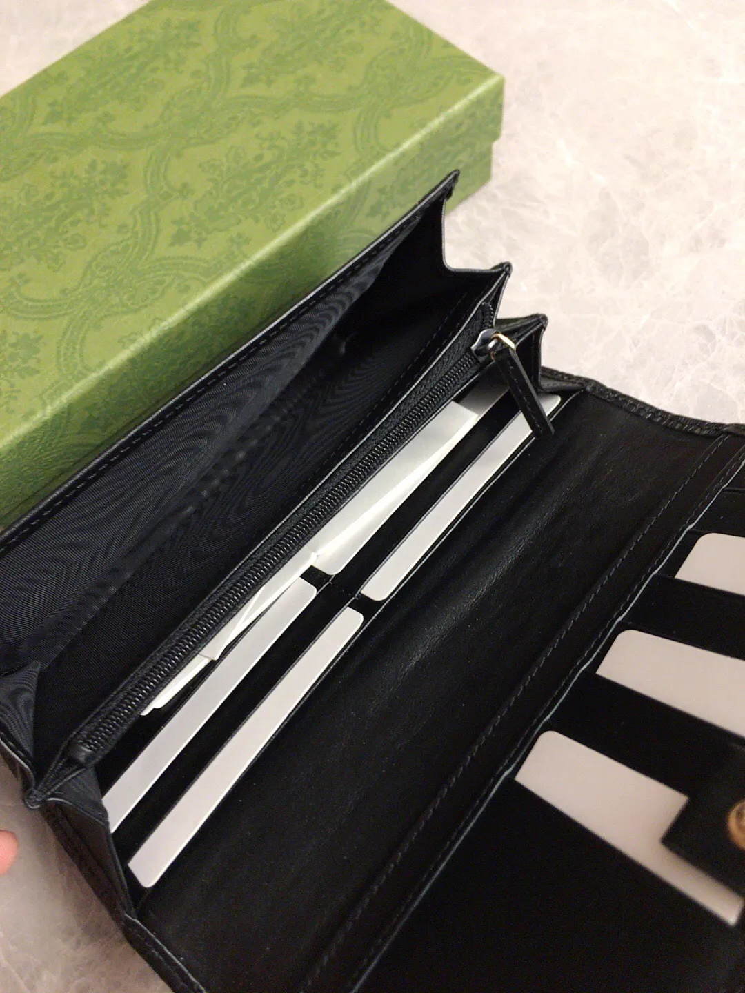 Gucci ブラック 長財布 スタイル449396 - 画像 (6)