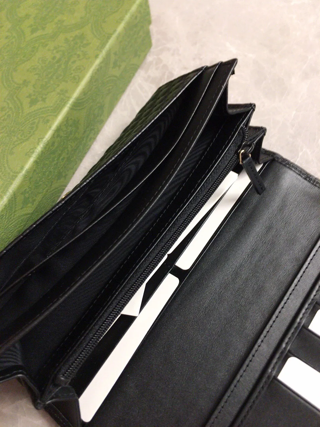 Gucci ブラック 長財布 スタイル449396 - 画像 (7)