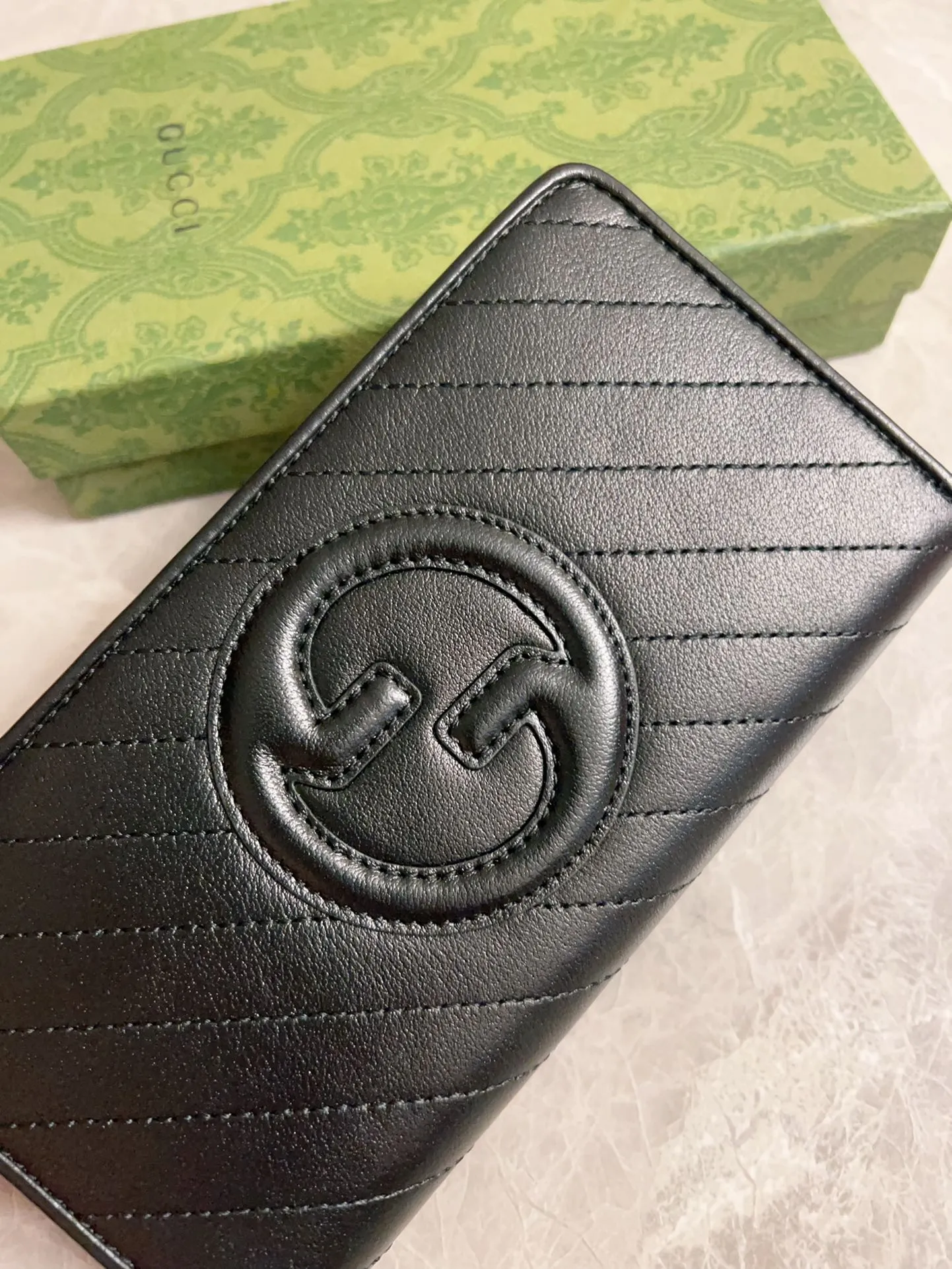 Gucci Blondie シリーズ ジップアラウンドウォレット 黒 オリジナルレザー - 画像 (3)