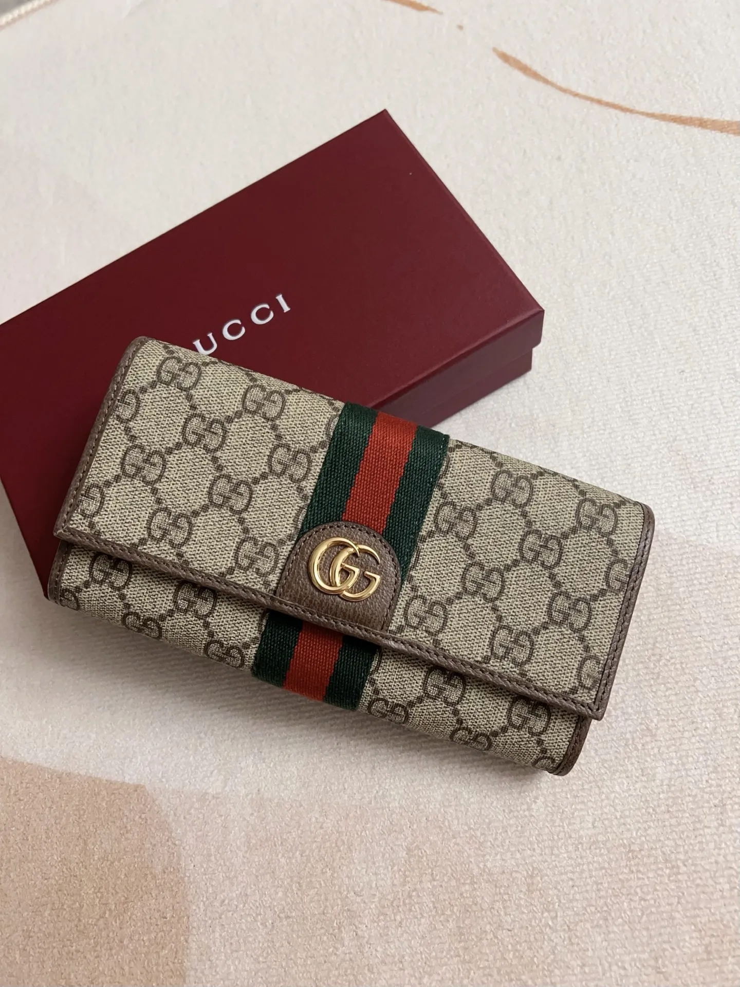 Gucci オフィディア 長財布 茶色 枣赤 ストライプ