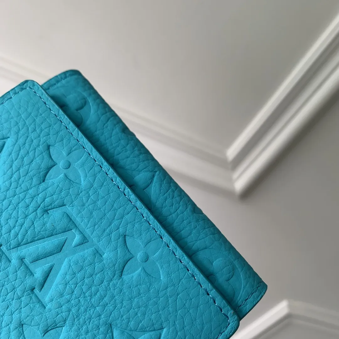 LOUIS VUITTON 青色 Portefeuille Pilot 压花款 - 画像 (8)