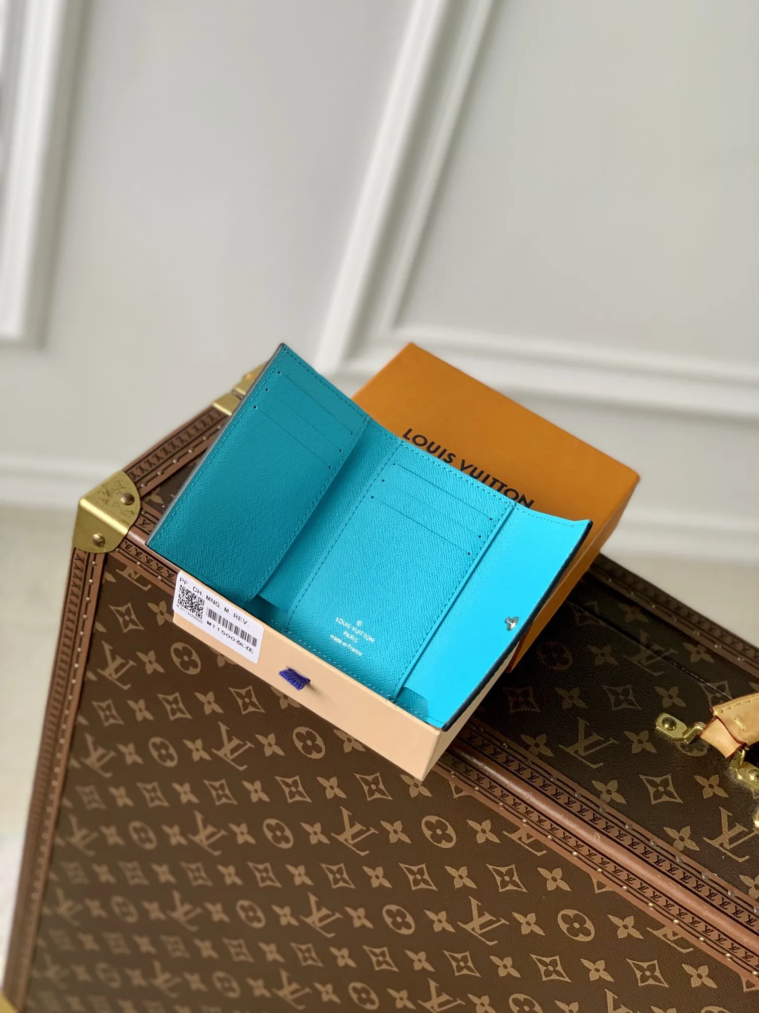 LOUIS VUITTON グレー 花 Portefeuille Pilot - 画像 (10)