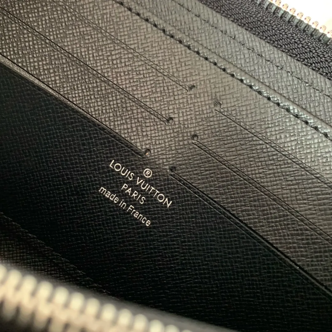 Louis Vuitton 黒 水波纹 水平ジップウォレット - 画像 (9)