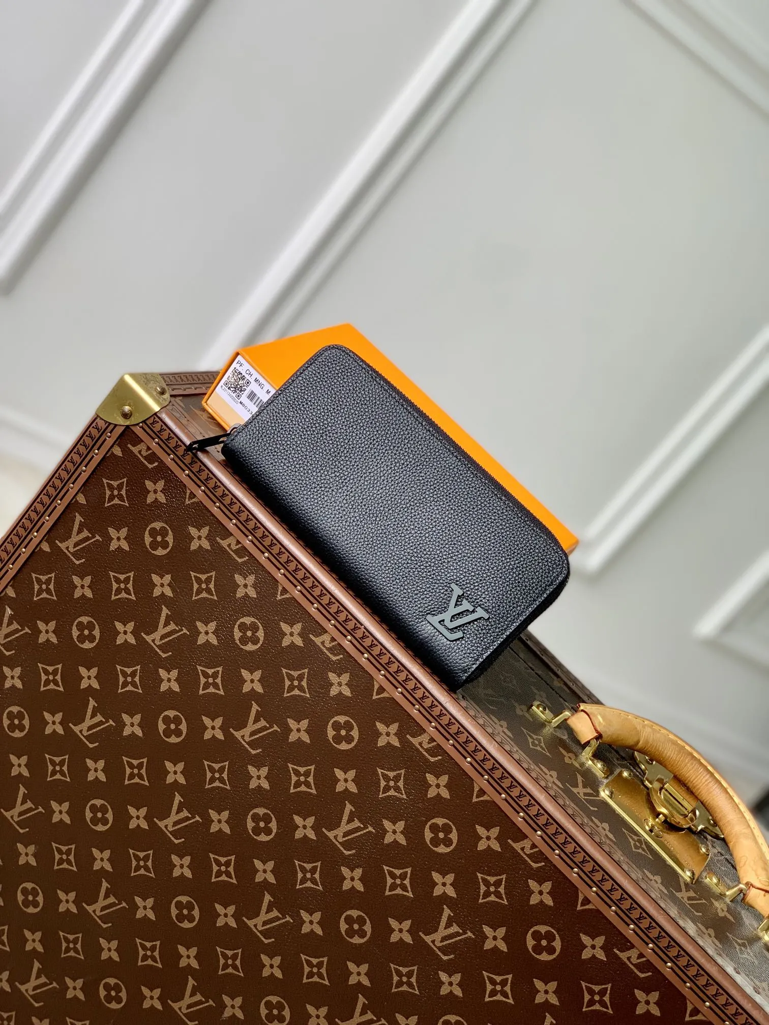 Louis Vuitton 黒 Zippy Wallet Horizontal