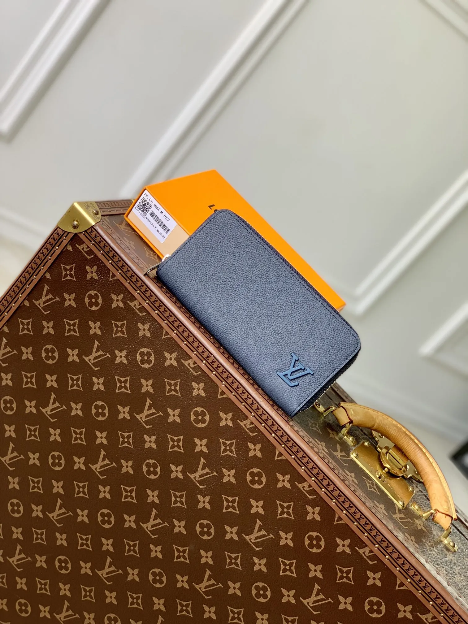 Louis Vuitton ブルー Zippy Wallet Horizontal