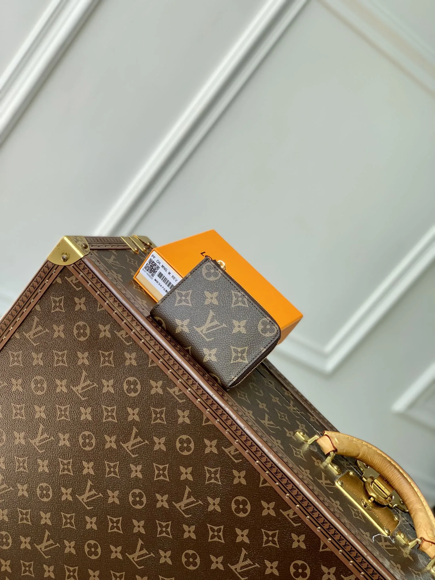 Louis Vuitton ピンク コンパクトノア財布