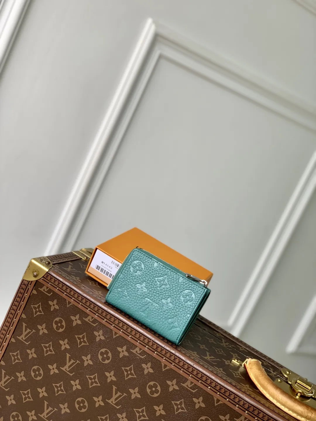 Louis Vuitton 新緑 Slender Pilot 財布 - 画像 (3)