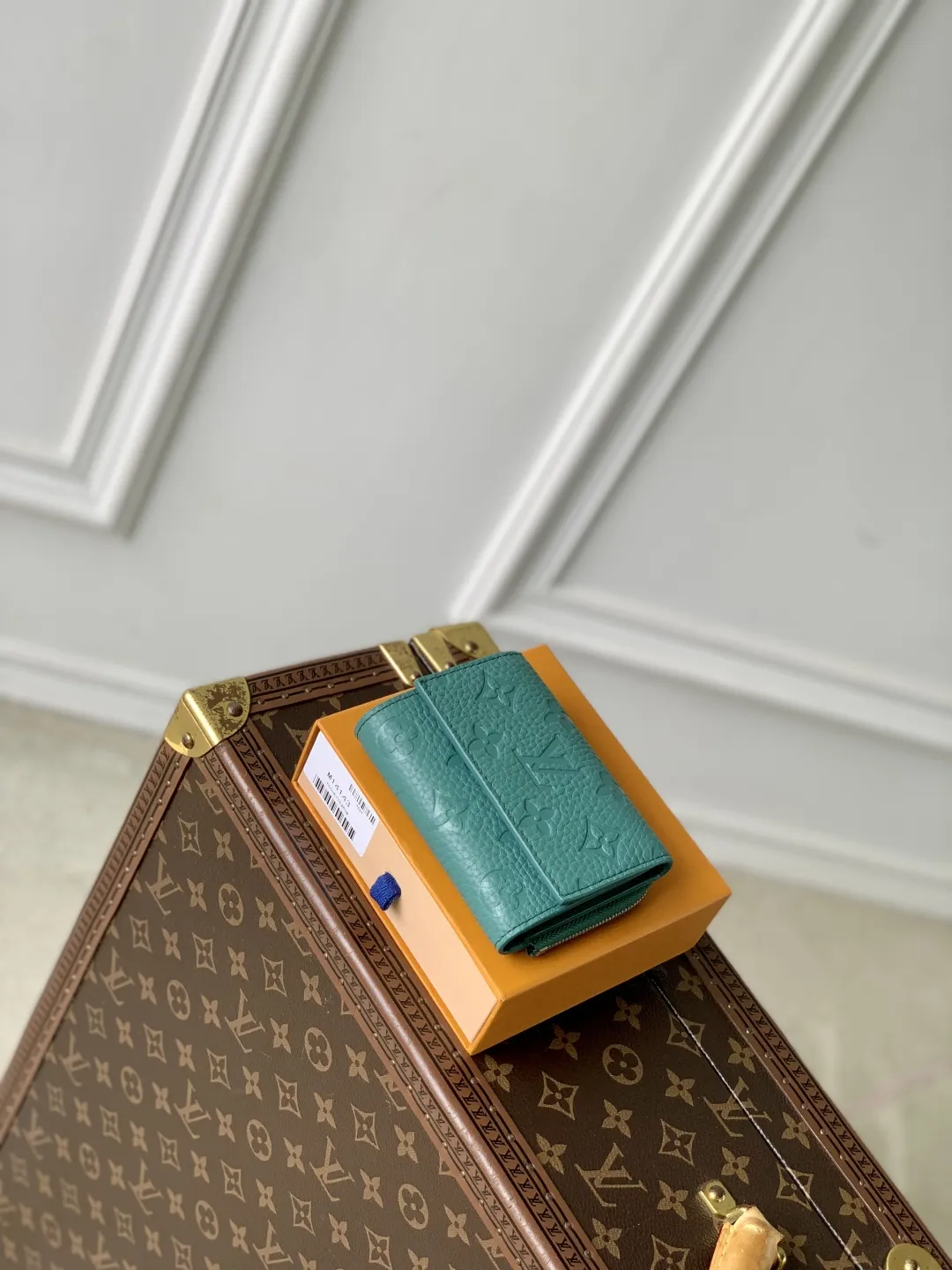 Louis Vuitton 新緑 Slender Pilot 財布 - 画像 (4)