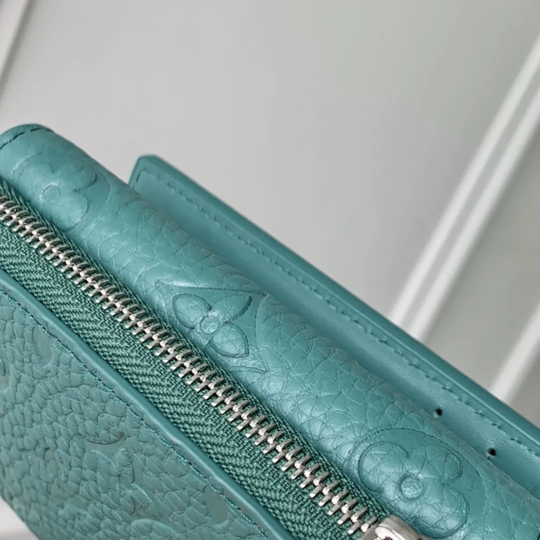 Louis Vuitton 新緑 Slender Pilot 財布 - 画像 (5)