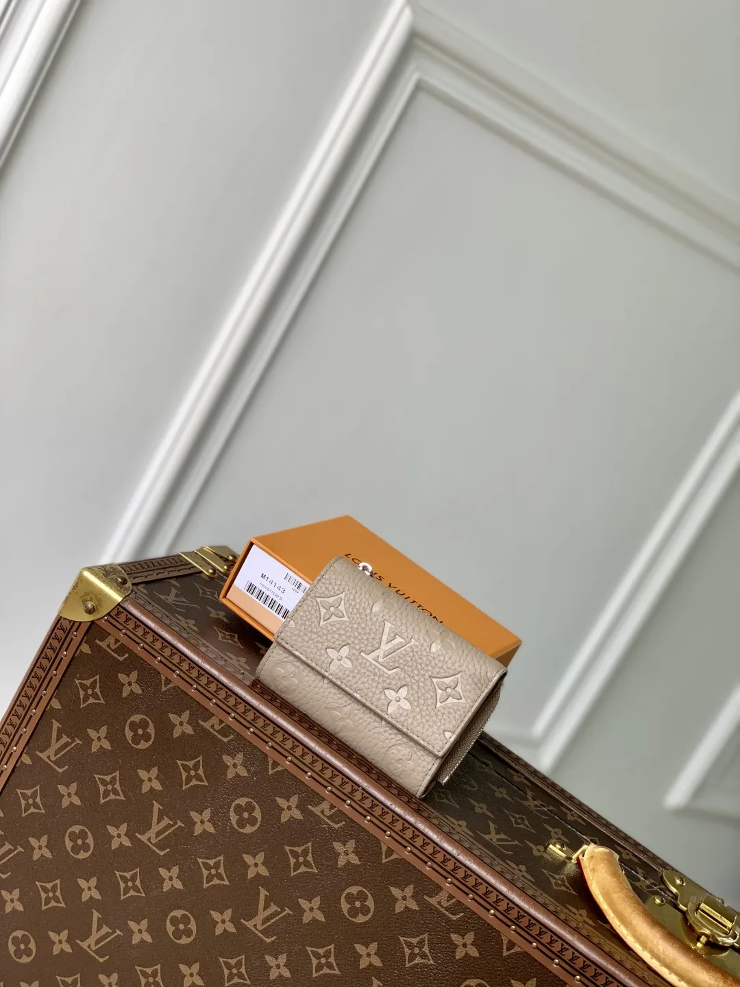 Louis Vuitton 新灰 Slender Pilot 財布
