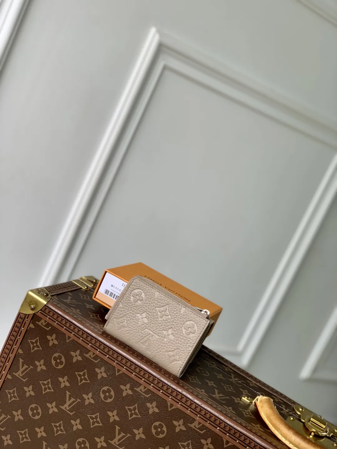 Louis Vuitton 新灰 Slender Pilot 財布 - 画像 (3)