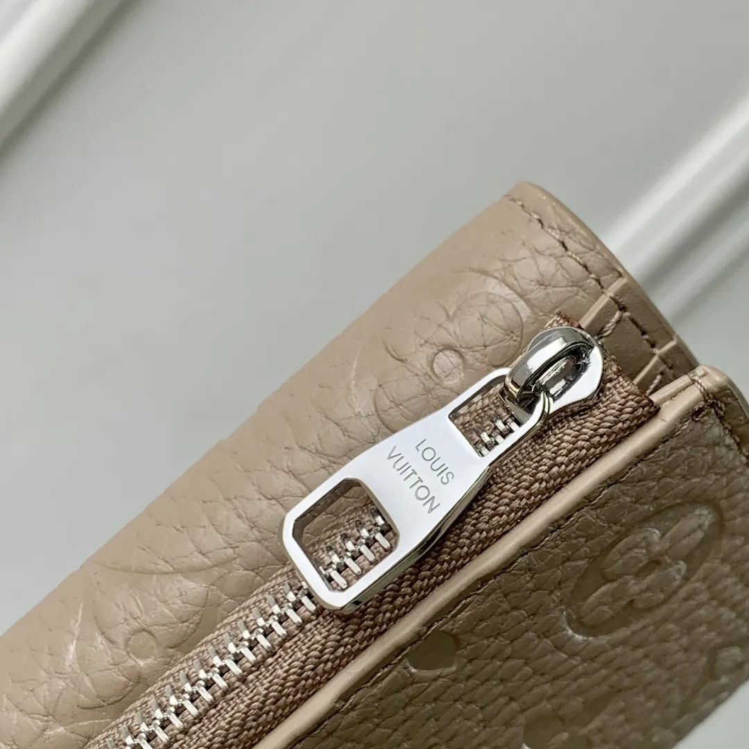 Louis Vuitton 新灰 Slender Pilot 財布 - 画像 (6)