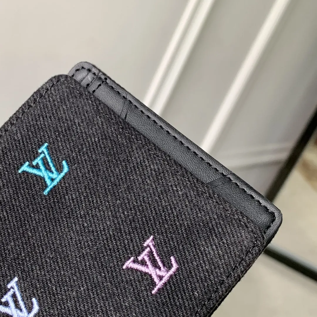 Louis Vuitton 黒カラーエmbroidery Wallet - 画像 (6)