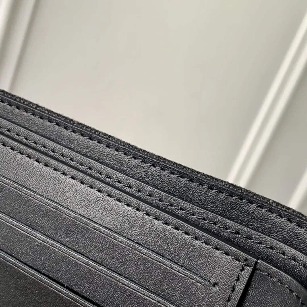 Louis Vuitton 黒カラーエmbroidery Wallet - 画像 (7)