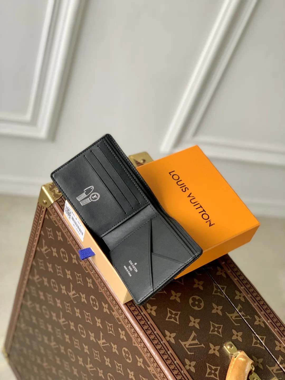 Louis Vuitton 黒カラーエmbroidery Wallet - 画像 (10)