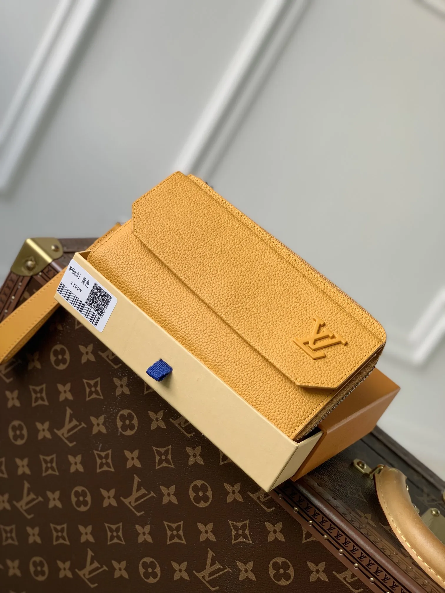 LOUIS VUITTON 黄色 Aerogram 長財布
