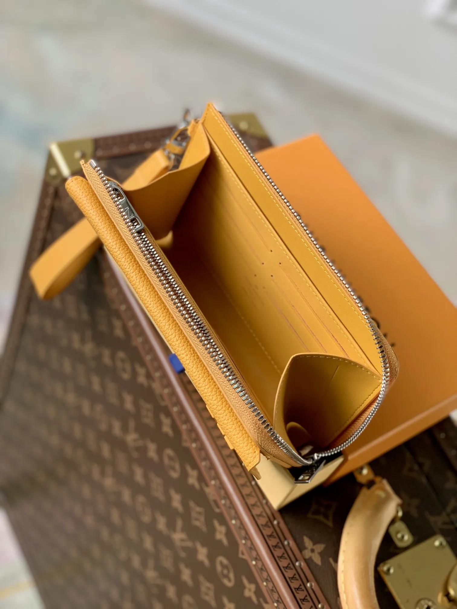 LOUIS VUITTON 黄色 Aerogram 長財布 - 画像 (8)