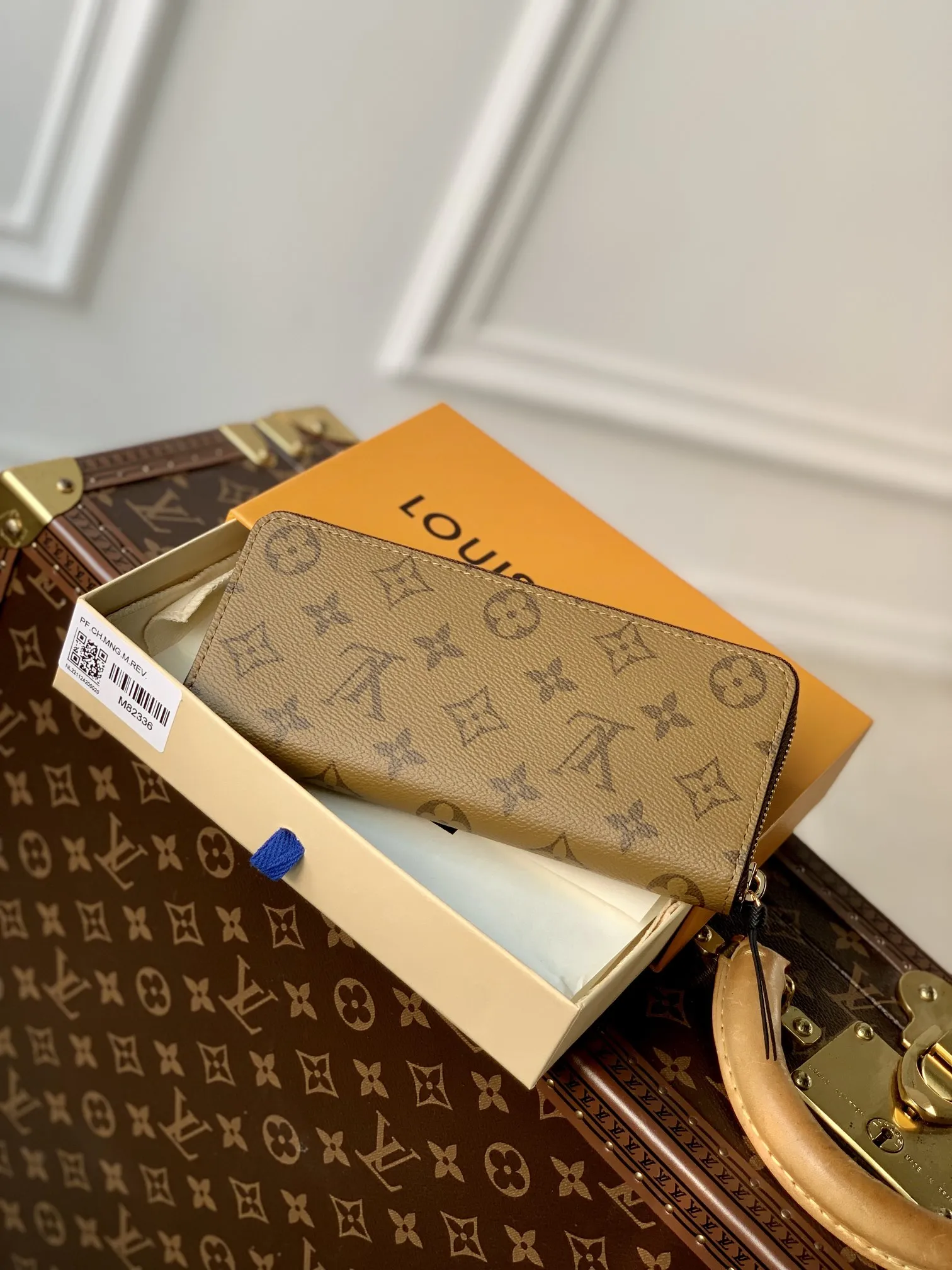 Louis Vuitton グレー Portefeuille Clemence 長財布 - 画像 (3)