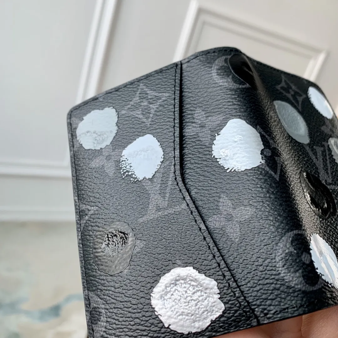 Louis Vuitton x Yayoi Kusama ポケットオーガナイザー ブラック ドット柄 - 画像 (7)