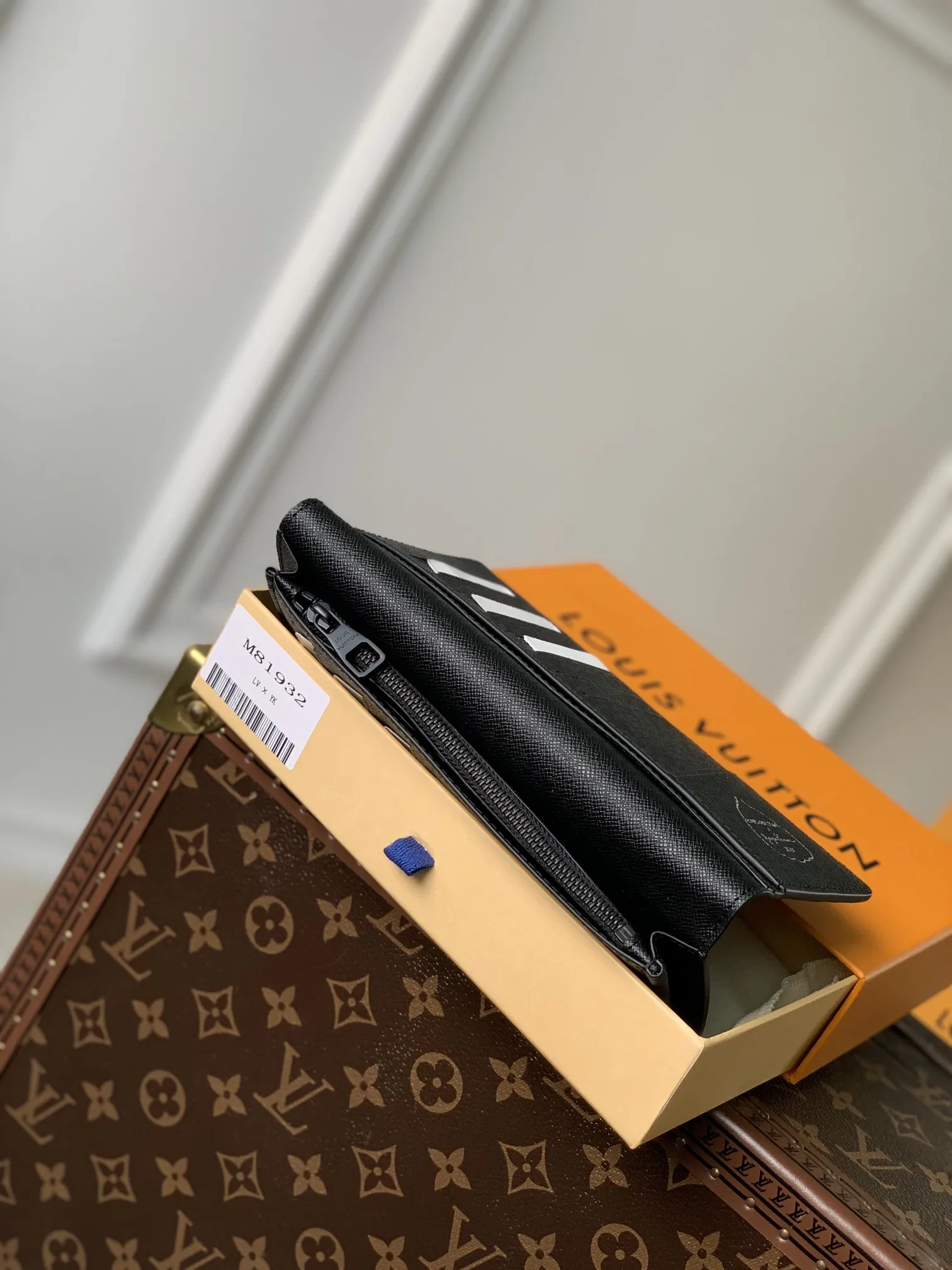 ルイヴィトン 黒 草間弥生コラボ財布 - 画像 (9)