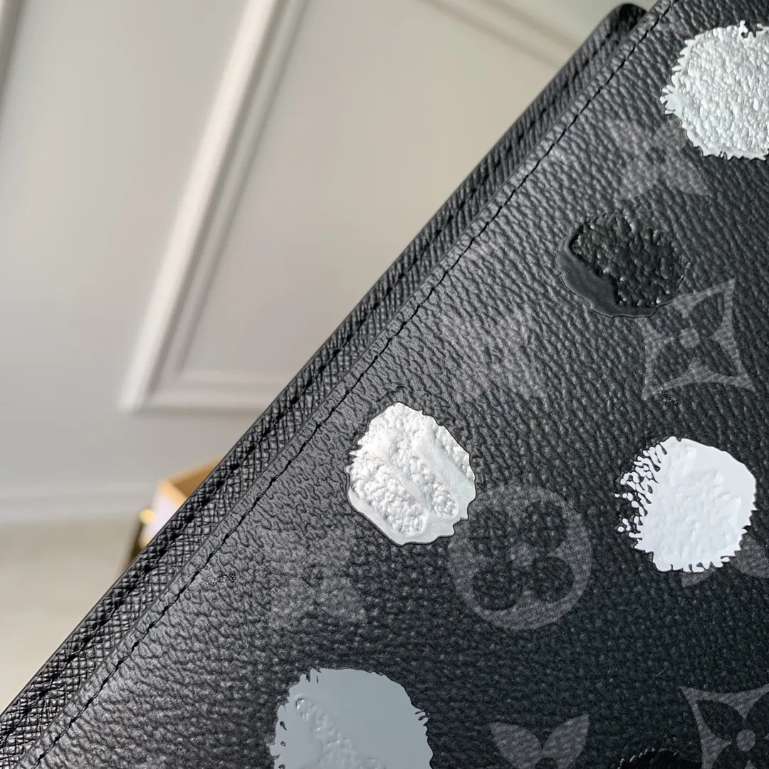 ルイヴィトン 黒 草間弥生コラボ財布 - 画像 (10)