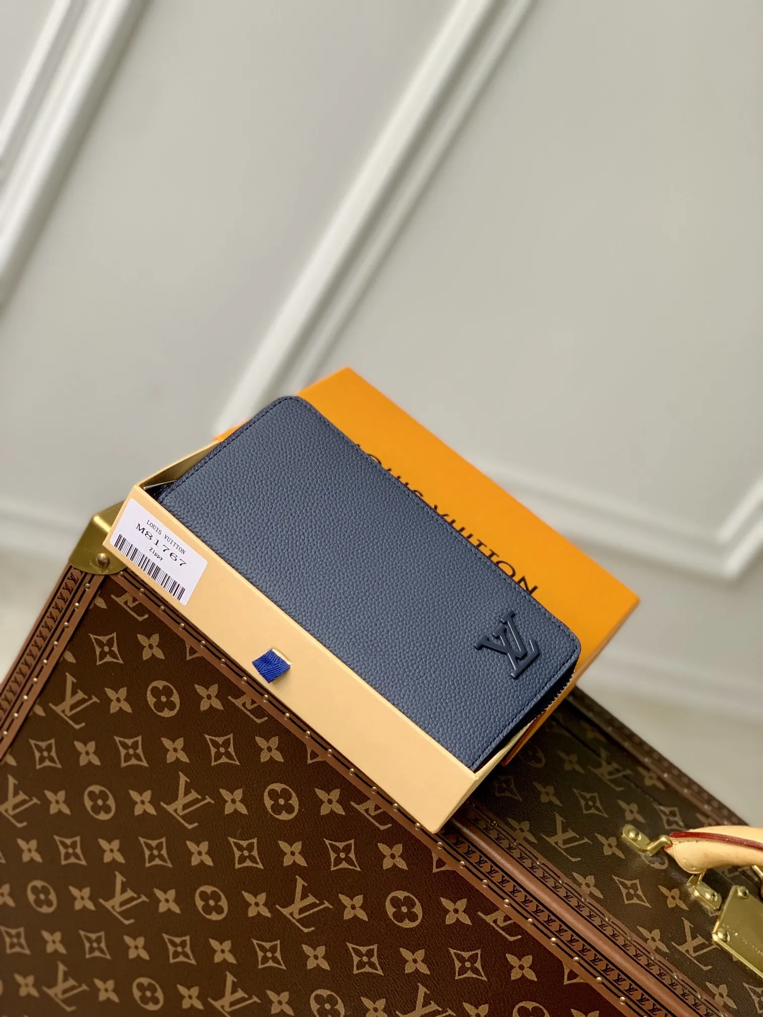 Louis Vuitton ブラック Zippy Wallet Vertical