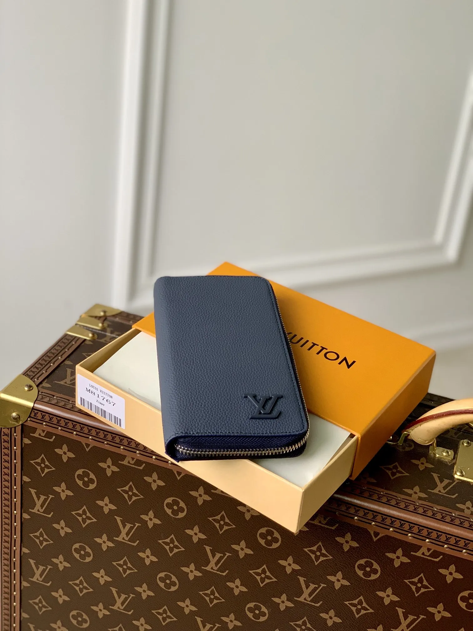 Louis Vuitton ブラック Zippy Wallet Vertical - 画像 (4)