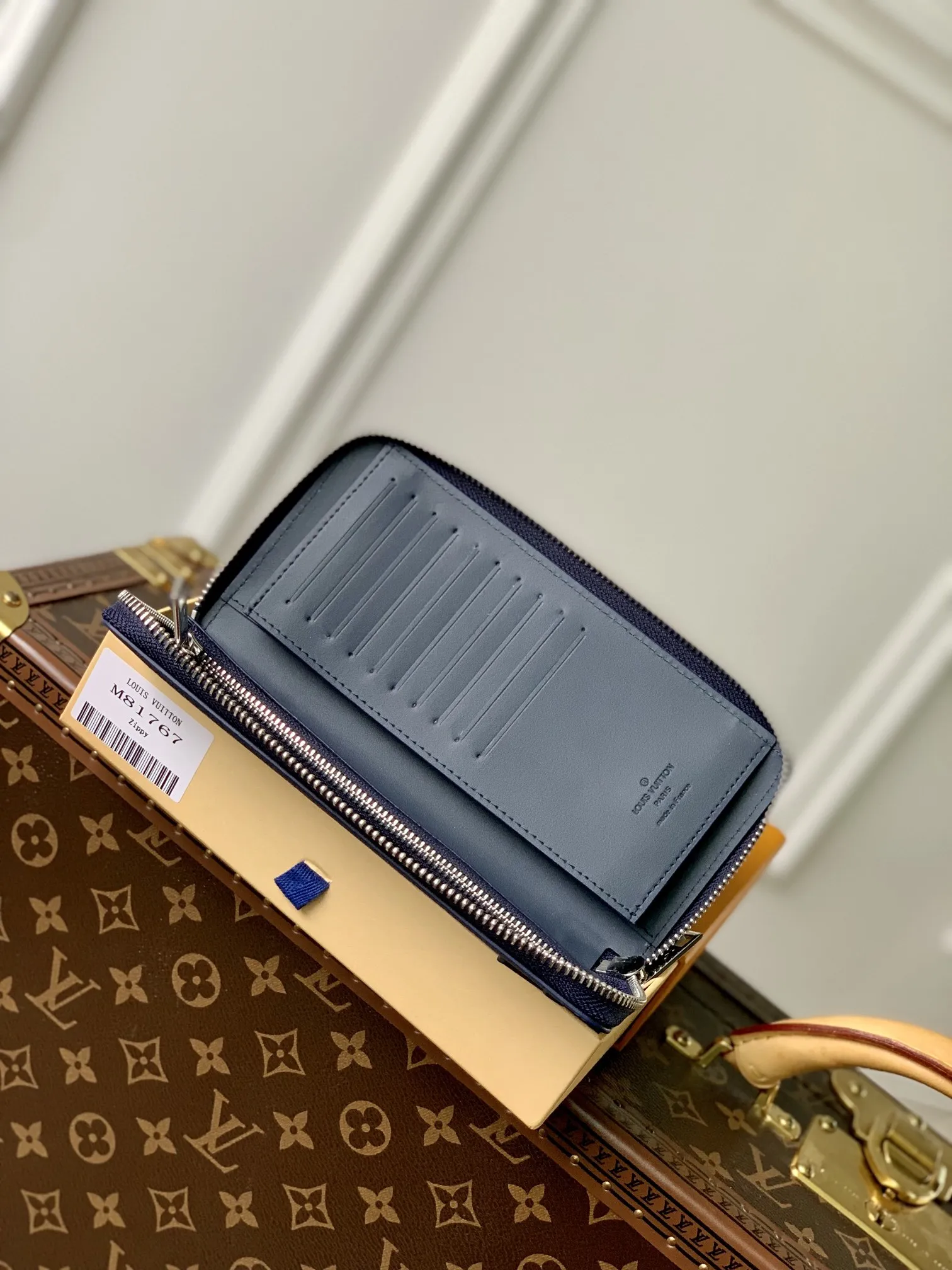 Louis Vuitton ブラック Zippy Wallet Vertical - 画像 (9)