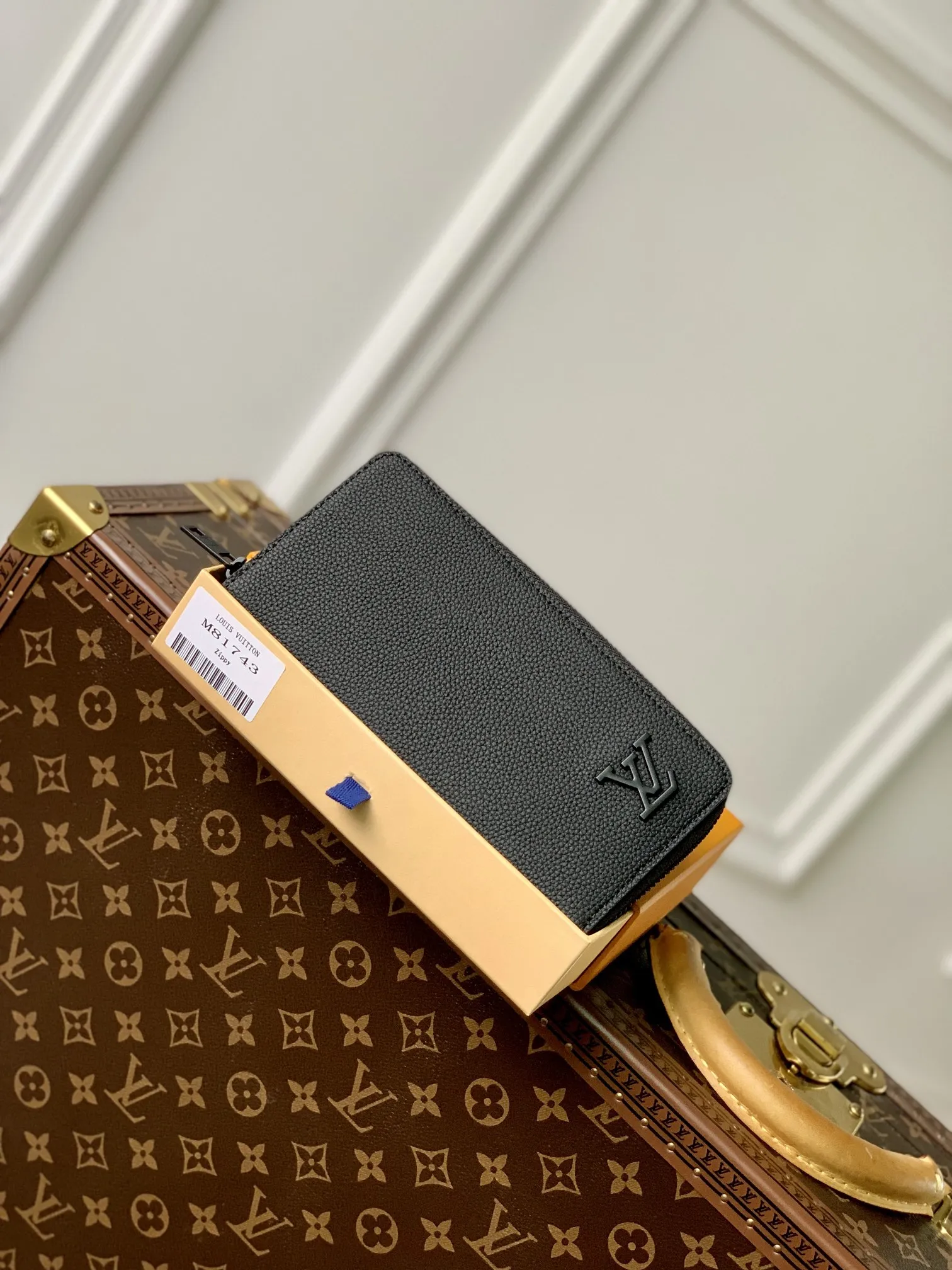Louis Vuitton 黒 Zippy Wallet Vertical