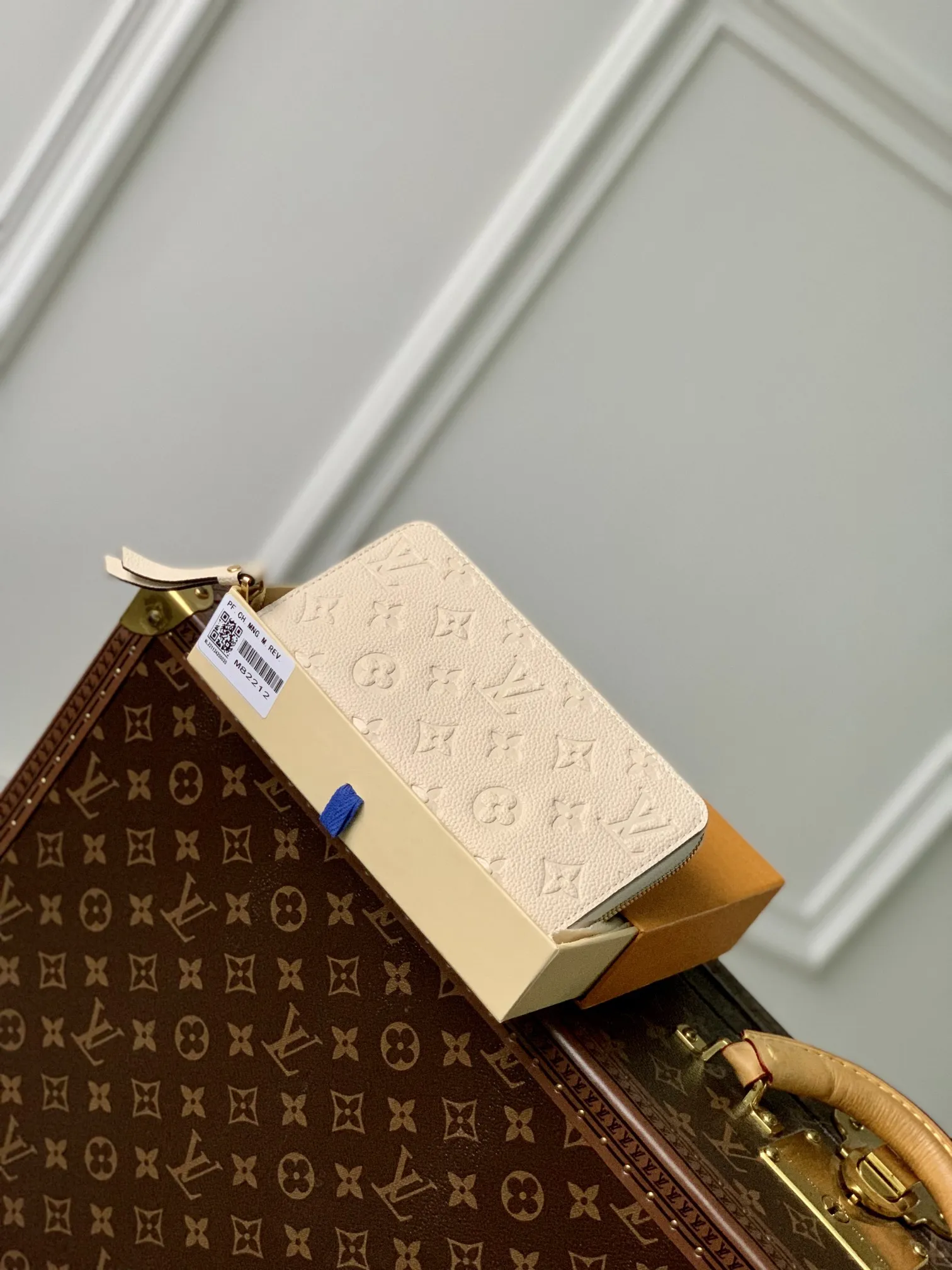 Louis Vuitton クリーム Zippy Wallet モノグラム - 画像 (3)