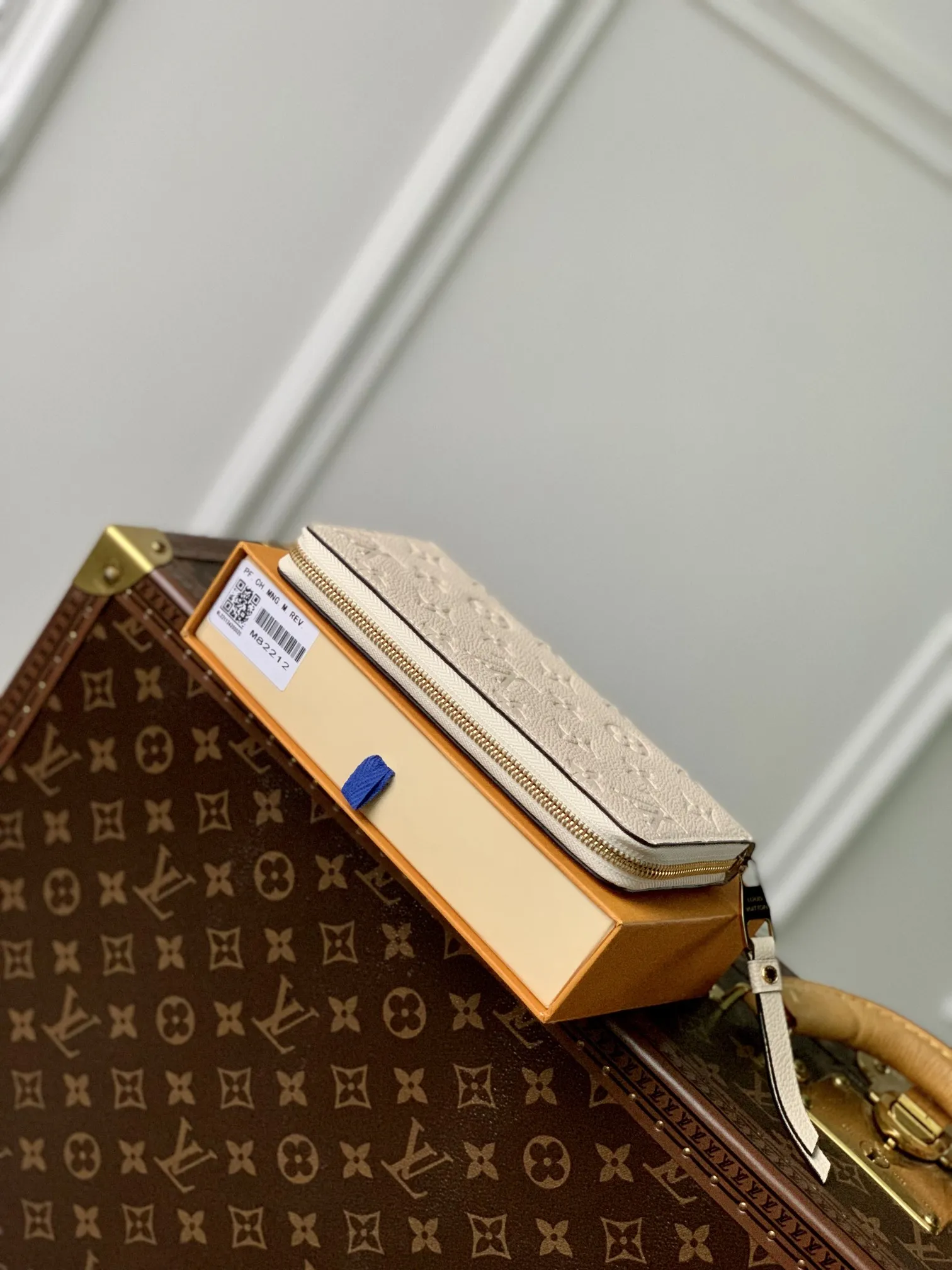 Louis Vuitton クリーム Zippy Wallet モノグラム - 画像 (4)