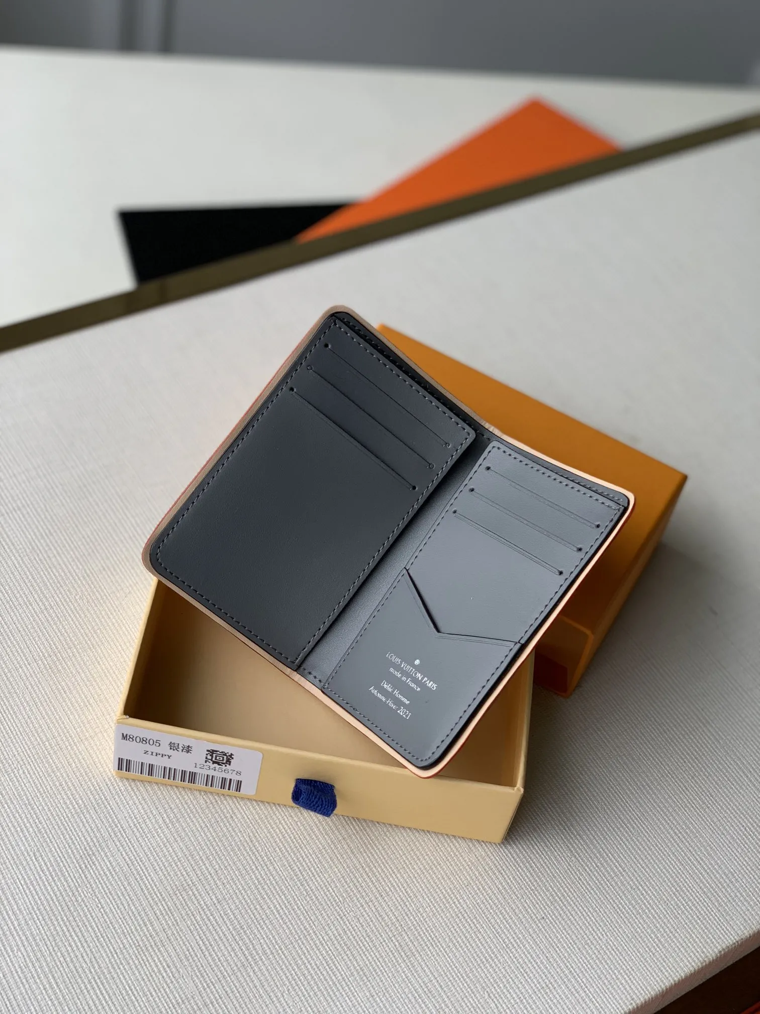 LOUIS VUITTON シルバー SLENDER 口袋钱夹 - 画像 (4)