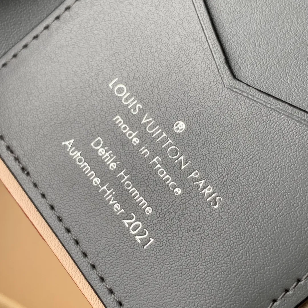 LOUIS VUITTON シルバー SLENDER 口袋钱夹 - 画像 (5)