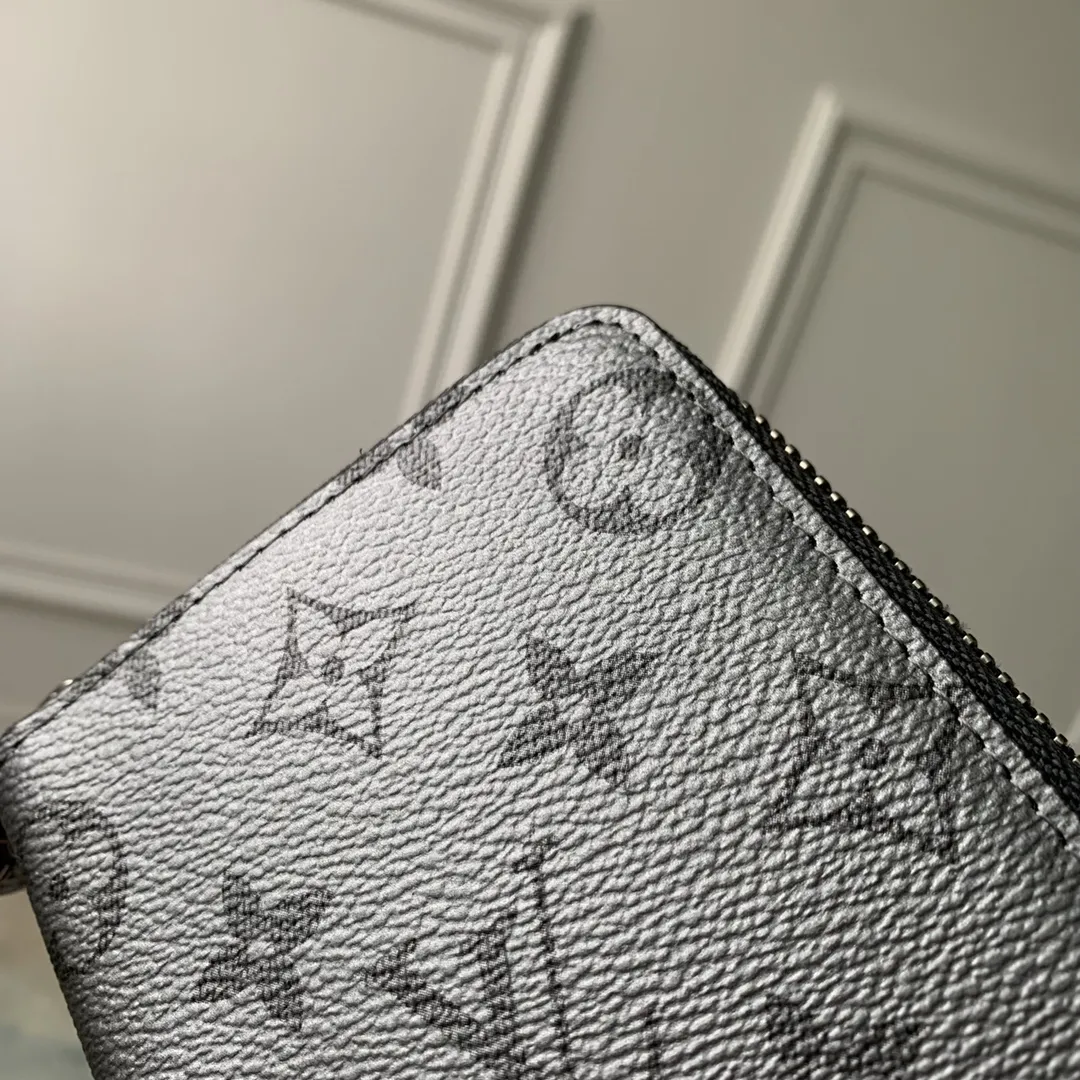 Louis Vuitton 青と緑の南瓜柄Zippy Wallet - 画像 (9)