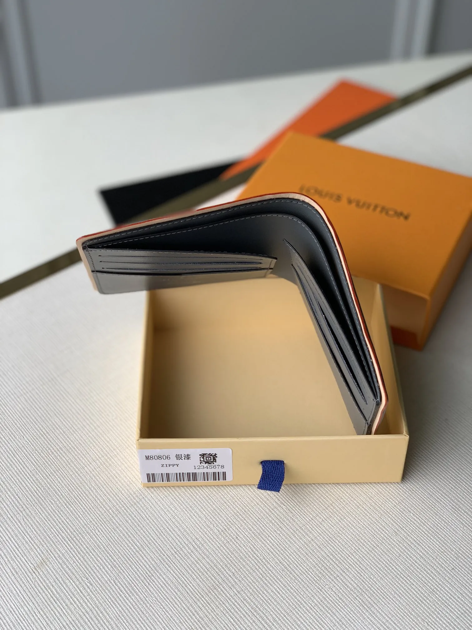 LOUIS VUITTON シルバー ミラースリム財布 - 画像 (7)