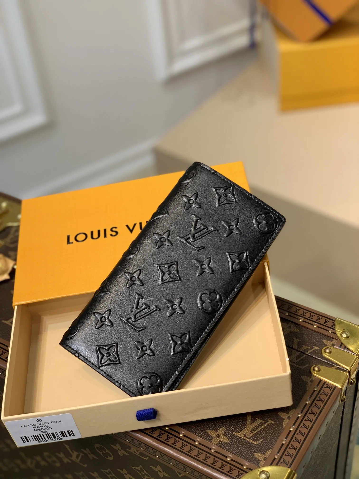 LOUIS VUITTON ブラック Brazza ウォレット