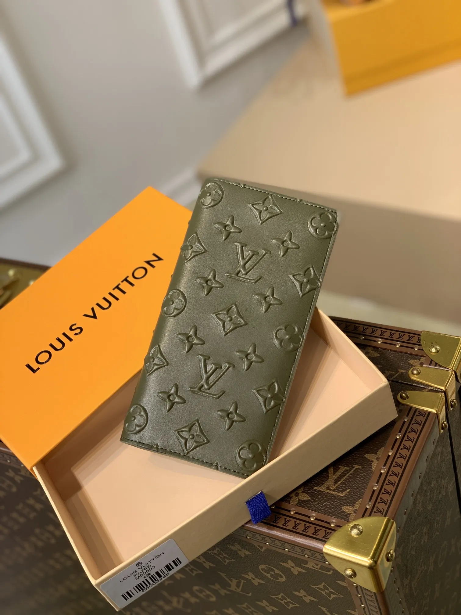 LOUIS VUITTON 緑色 BRAZZA スタイル財布