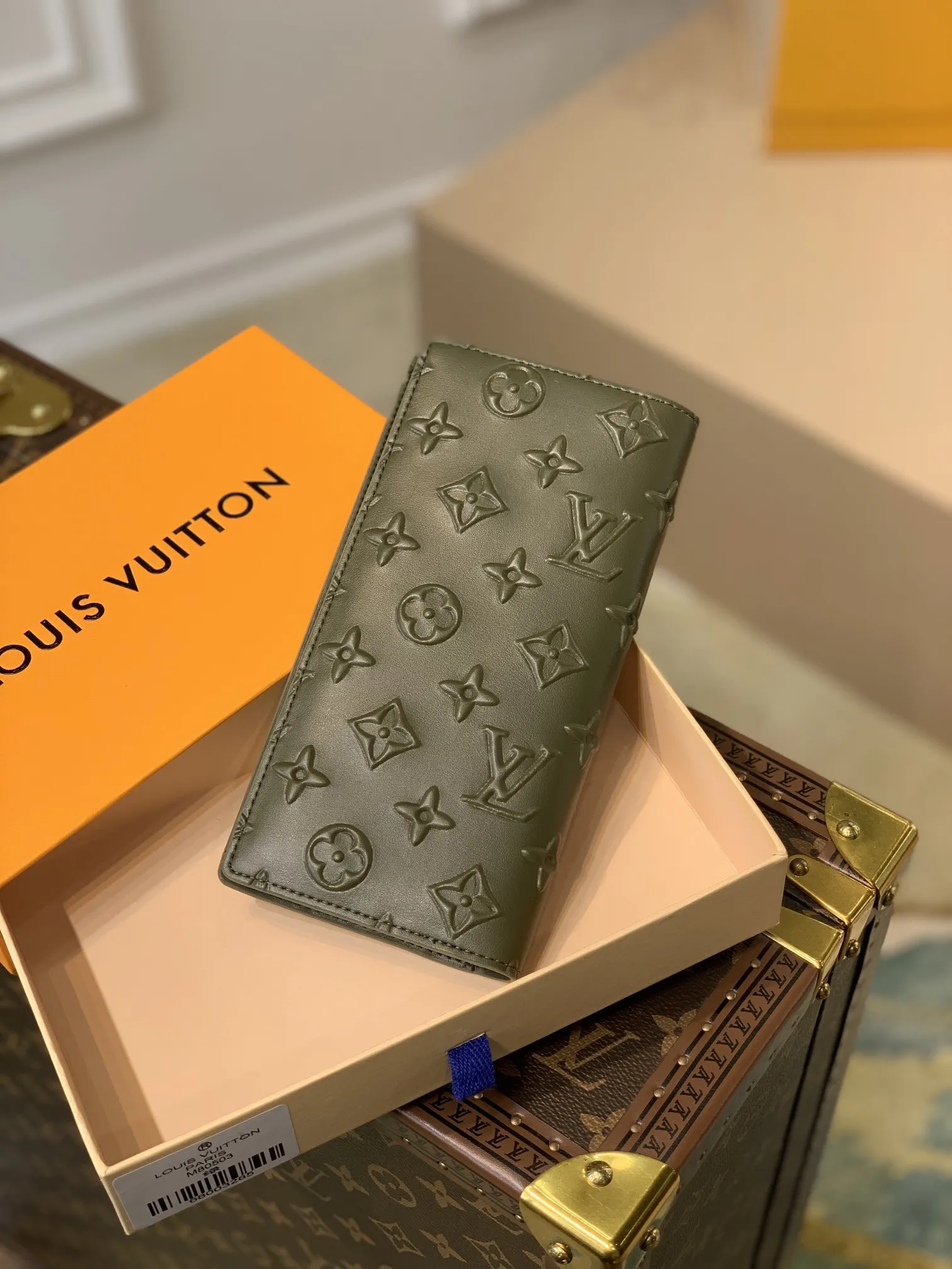 LOUIS VUITTON 緑色 BRAZZA スタイル財布 - 画像 (3)