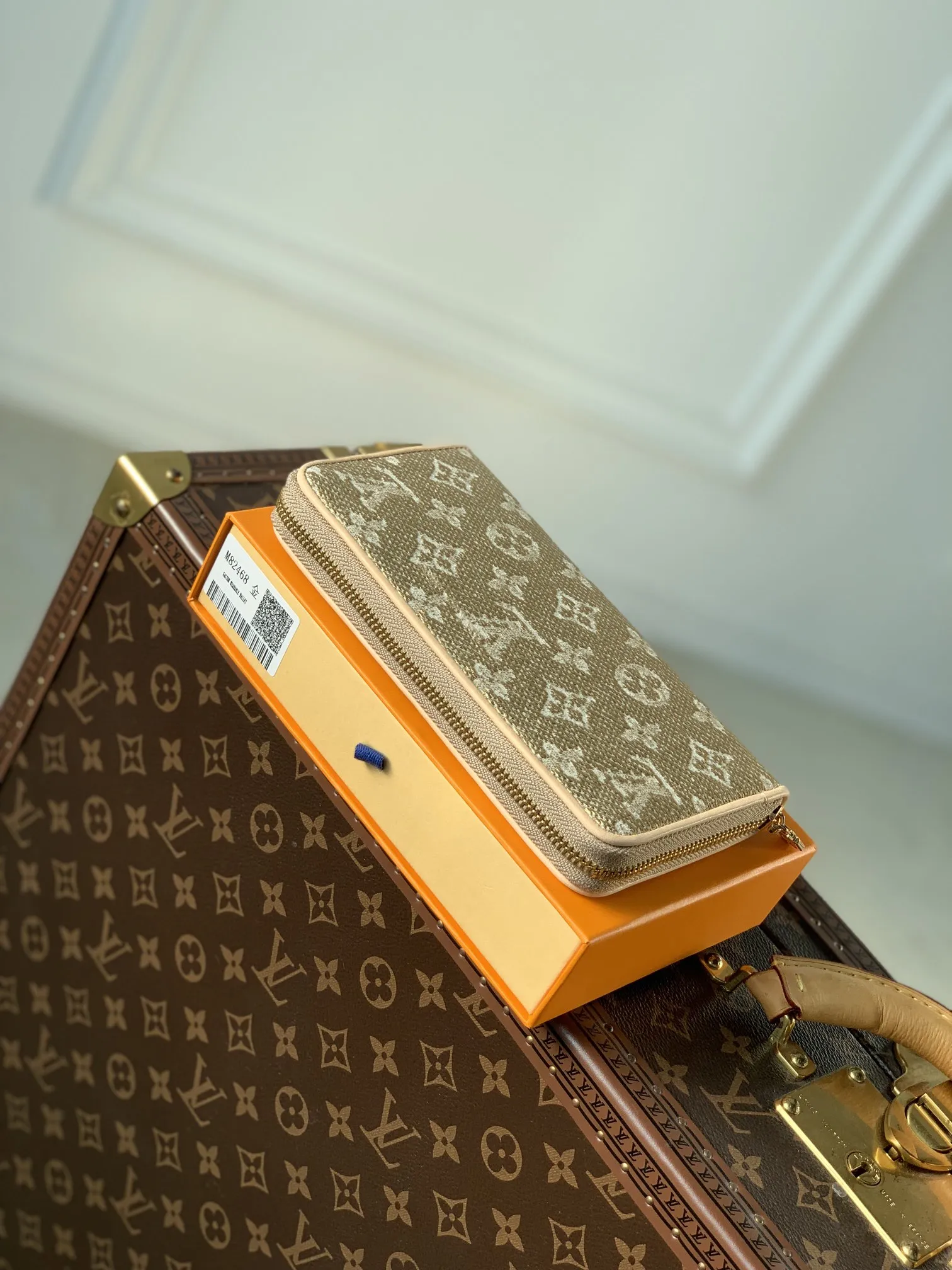 LOUIS VUITTON ゴールド Zippy Coin Perth 財布 - 画像 (4)