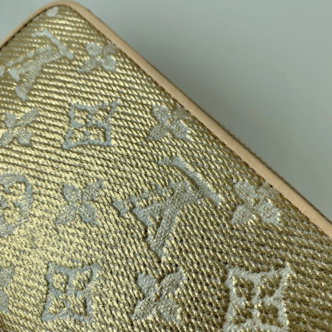 LOUIS VUITTON ゴールド Zippy Coin Perth 財布 - 画像 (6)