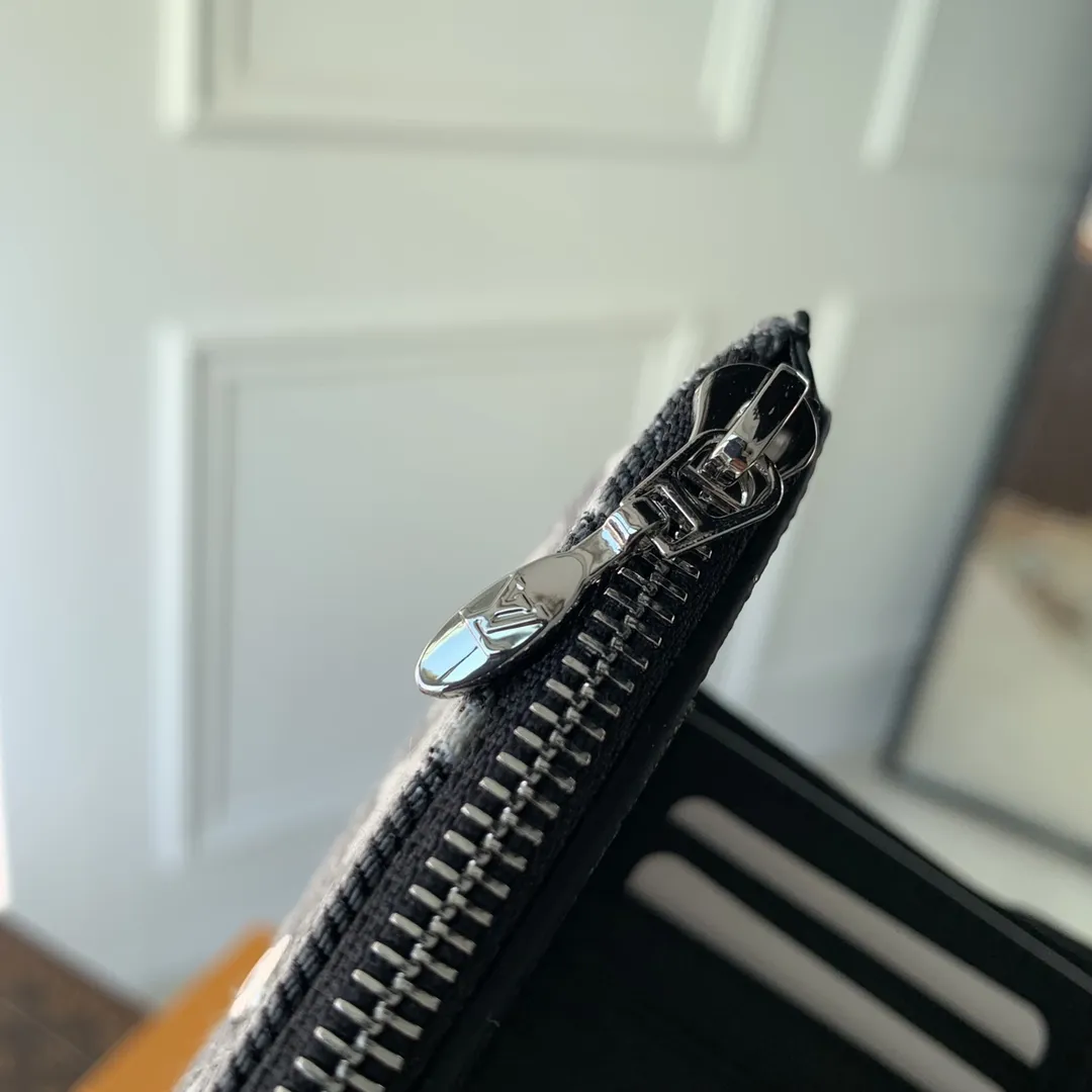 Louis Vuitton グレージacquard 豆型財布 - 画像 (6)