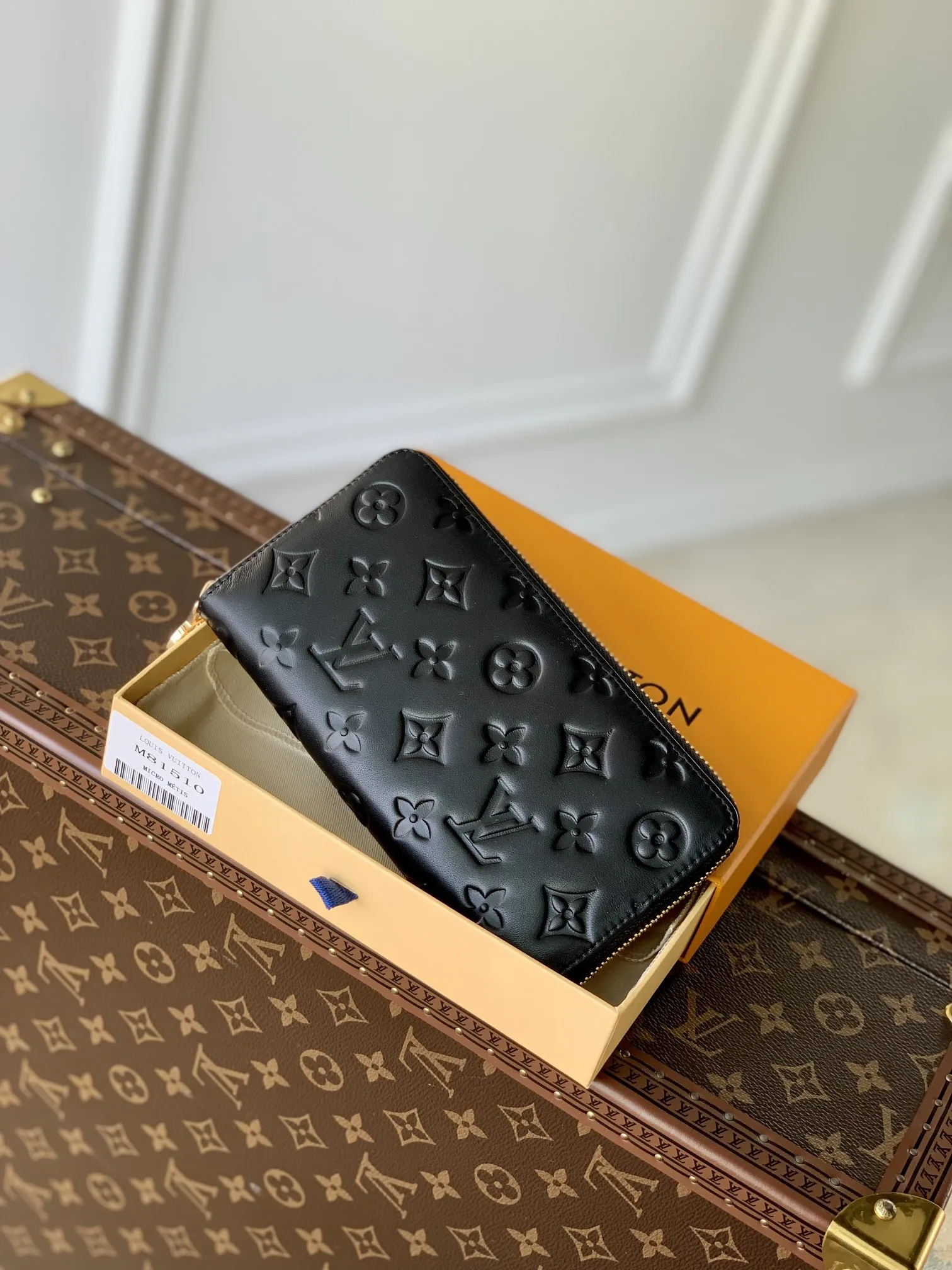 Louis Vuitton 黒 Monogram ジップウォレット