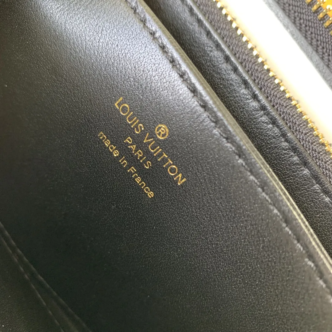 Louis Vuitton 黒 Monogram ジップウォレット - 画像 (8)