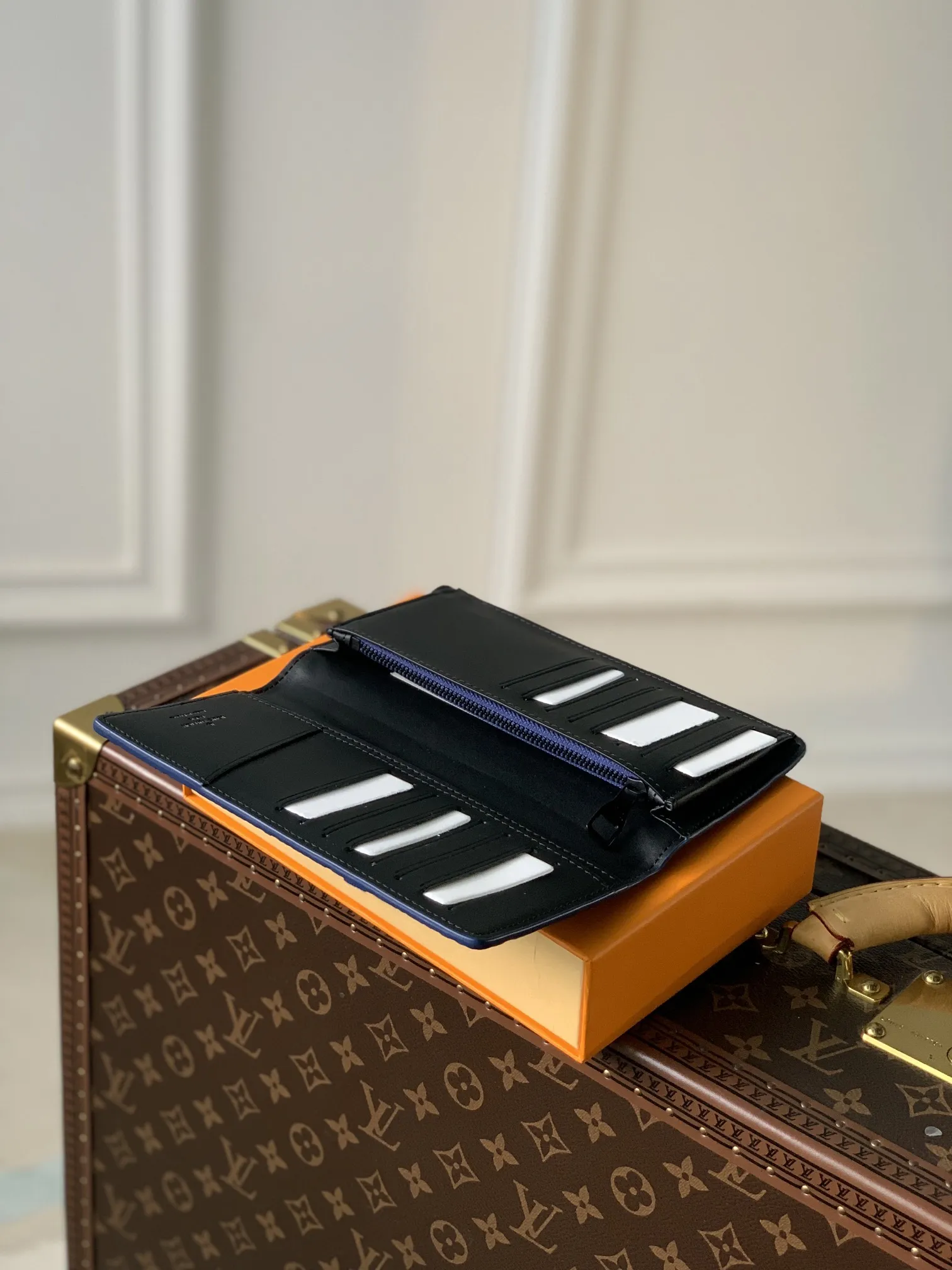 Louis Vuitton ブルー Brazza ウォレット Monogram - 画像 (7)