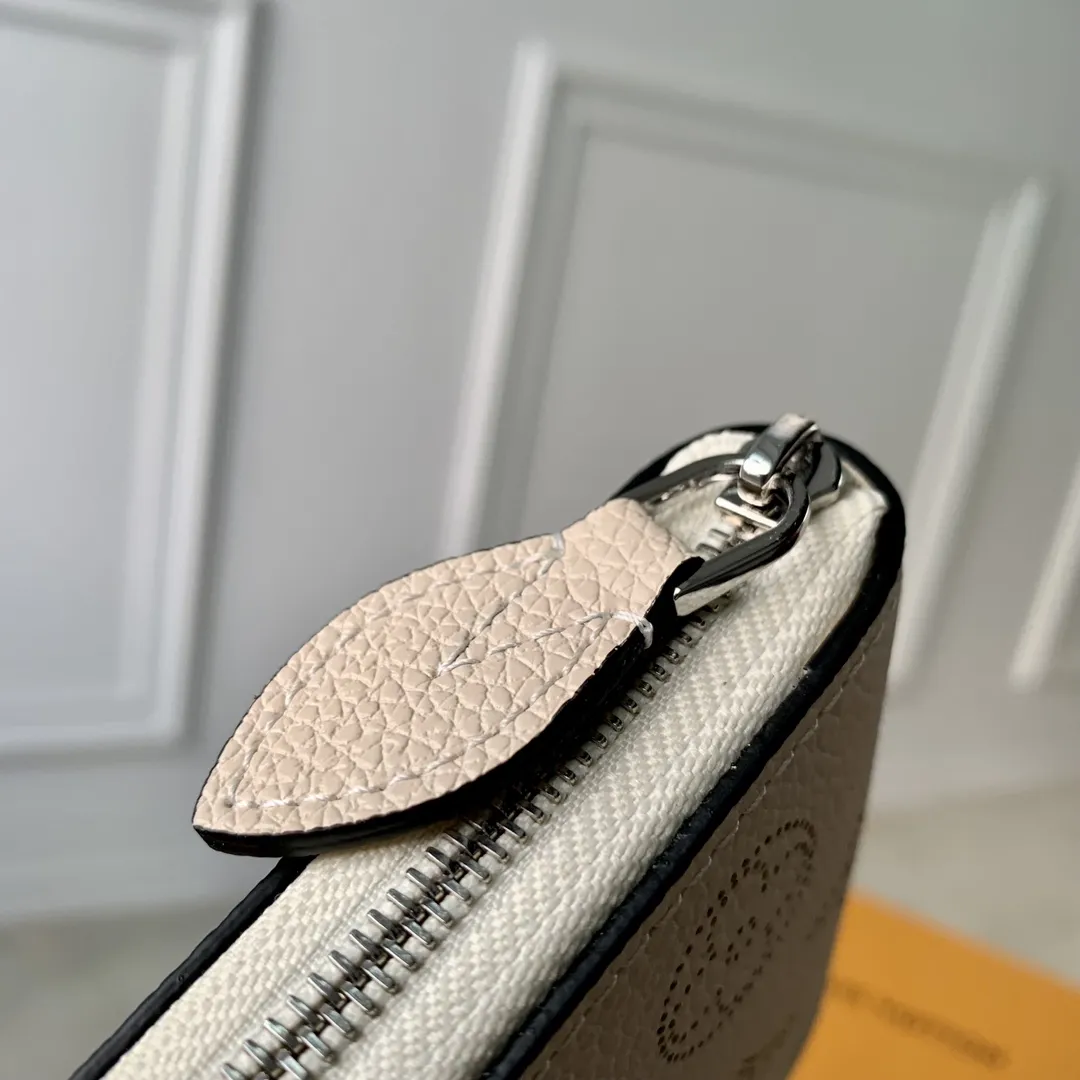 Louis Vuitton M81558 白 Zippyコンパクト財布 - 画像 (5)