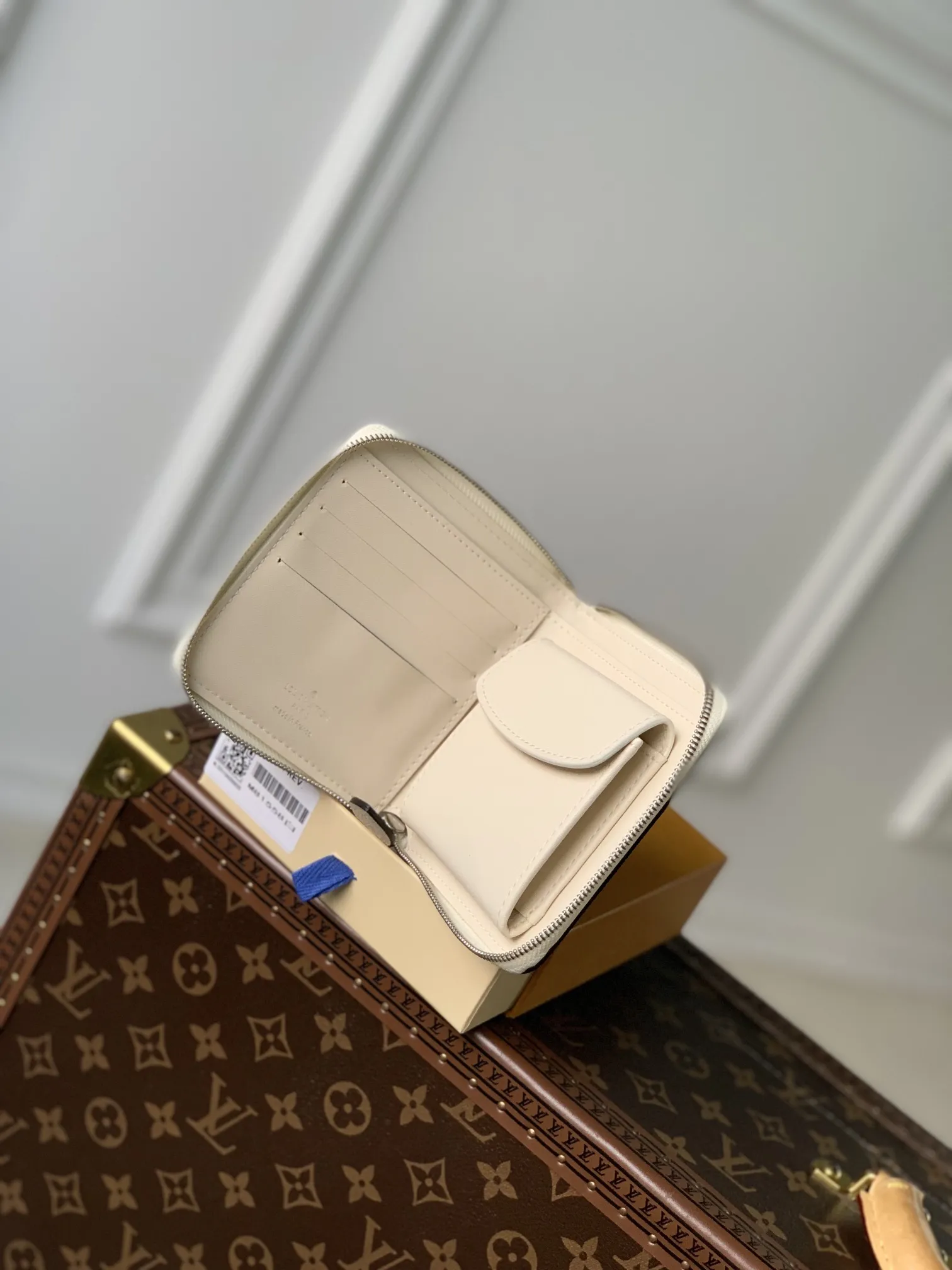 Louis Vuitton M81558 白 Zippyコンパクト財布 - 画像 (6)