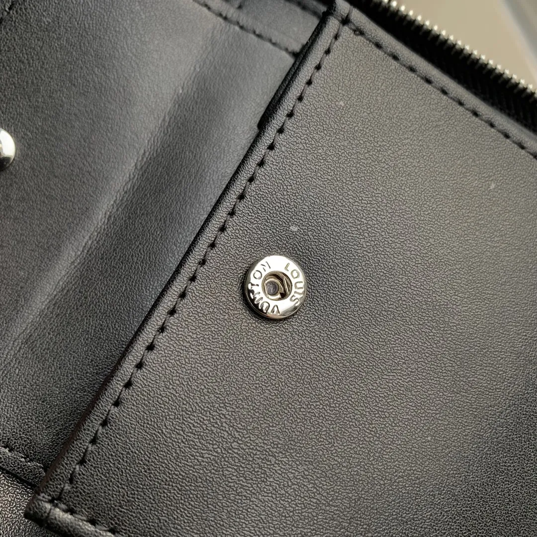 Louis Vuitton M81558 黒 Zippyコンパクト財布 - 画像 (7)