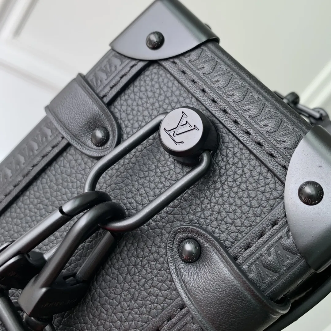 Louis Vuitton Side Trunk M24309 ブラック バッグ - 画像 (7)