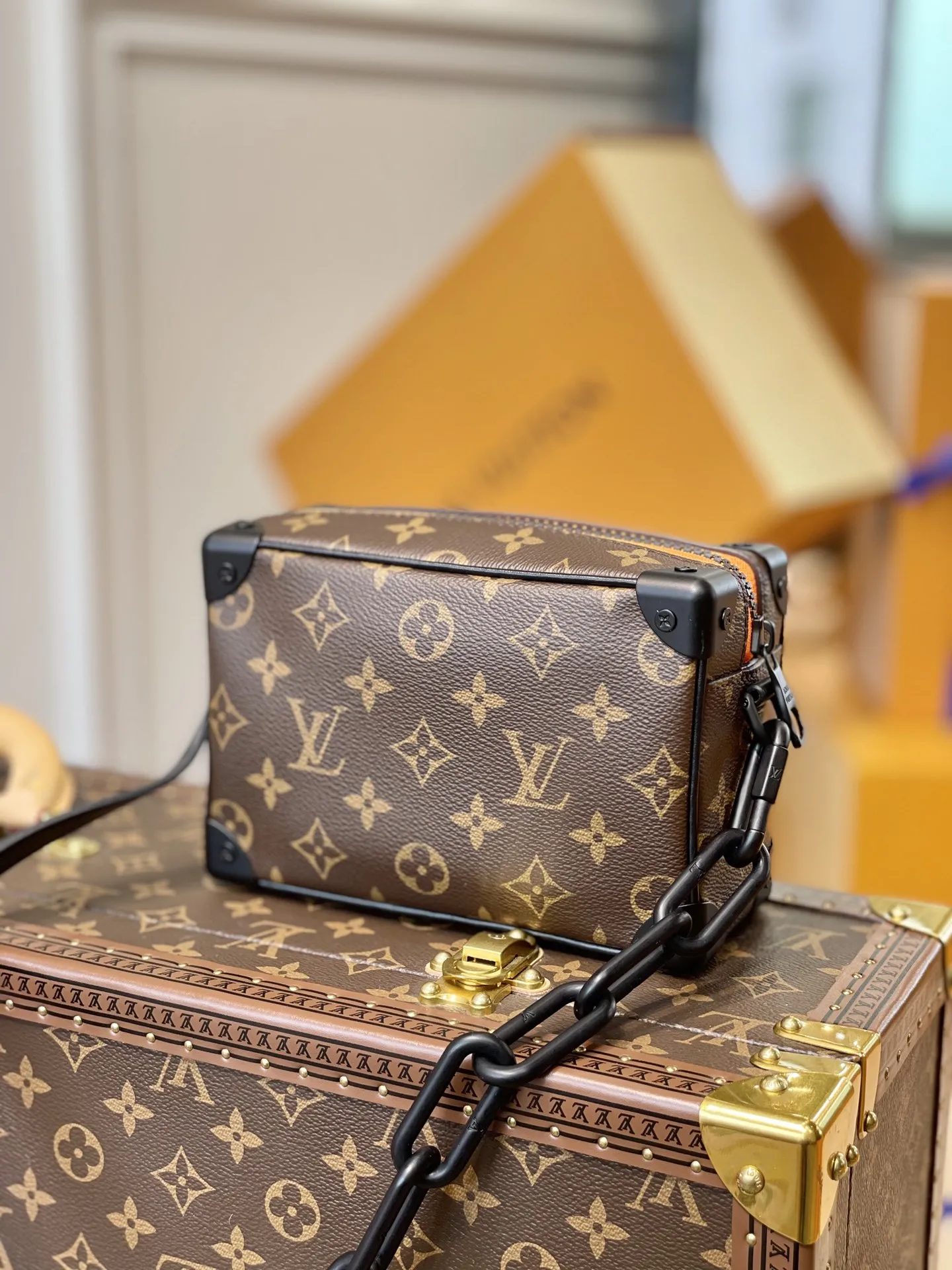 Louis Vuitton オレンジ Mini Soft Trunk ファニーパック - 画像 (3)